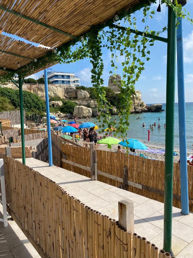 Casa Vacanze Torre Dell Orso Piazza 100M Dal Mare Torre dell'Orso Bagian luar foto
