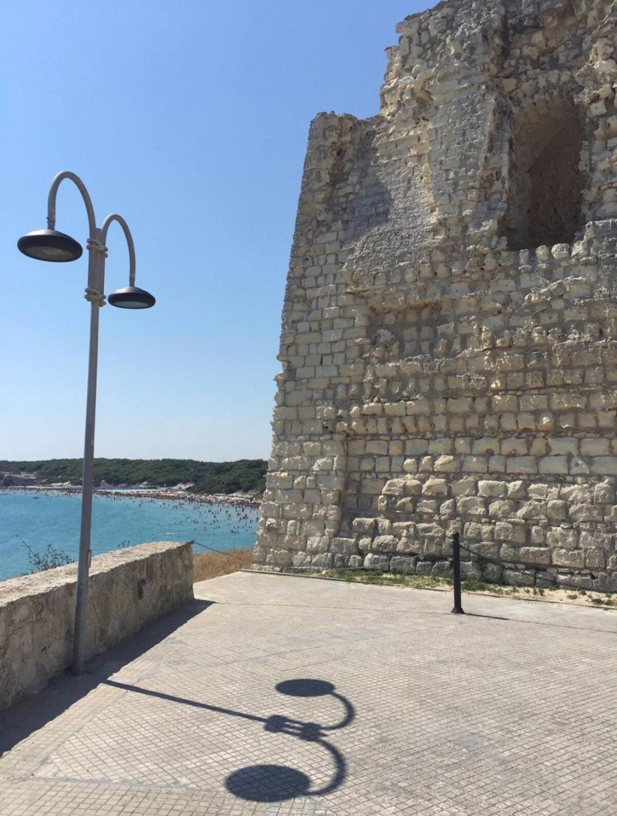 Casa Vacanze Torre Dell Orso Piazza 100M Dal Mare Torre dell'Orso Bagian luar foto
