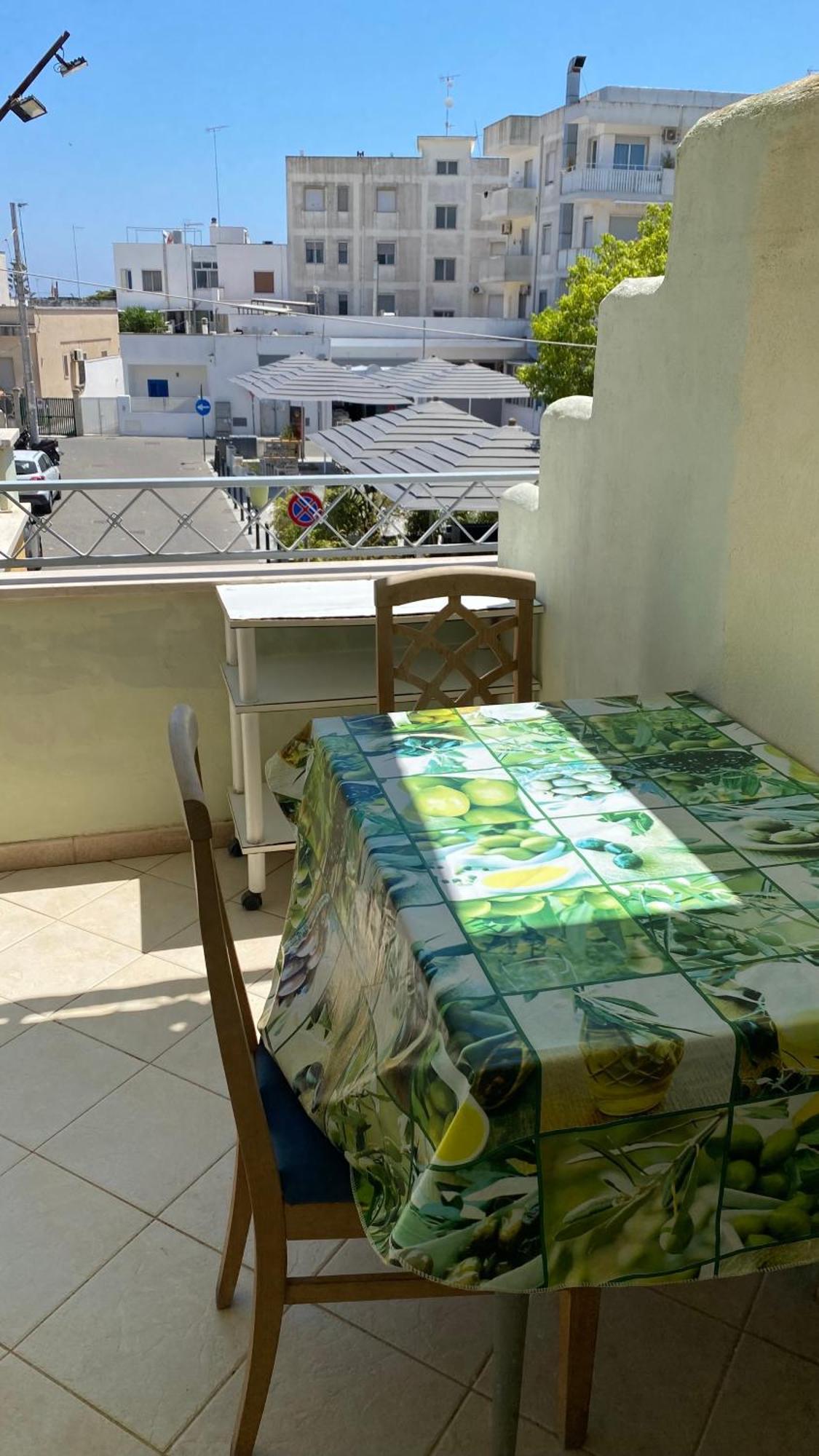 Casa Vacanze Torre Dell Orso Piazza 100M Dal Mare Torre dell'Orso Bagian luar foto