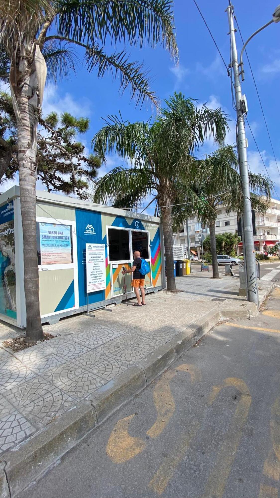 Casa Vacanze Torre Dell Orso Piazza 100M Dal Mare Torre dell'Orso Bagian luar foto